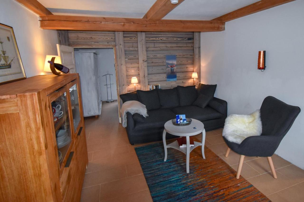 Ferienhaus Extrazeit_Urlaub Hasselberg  外观 照片