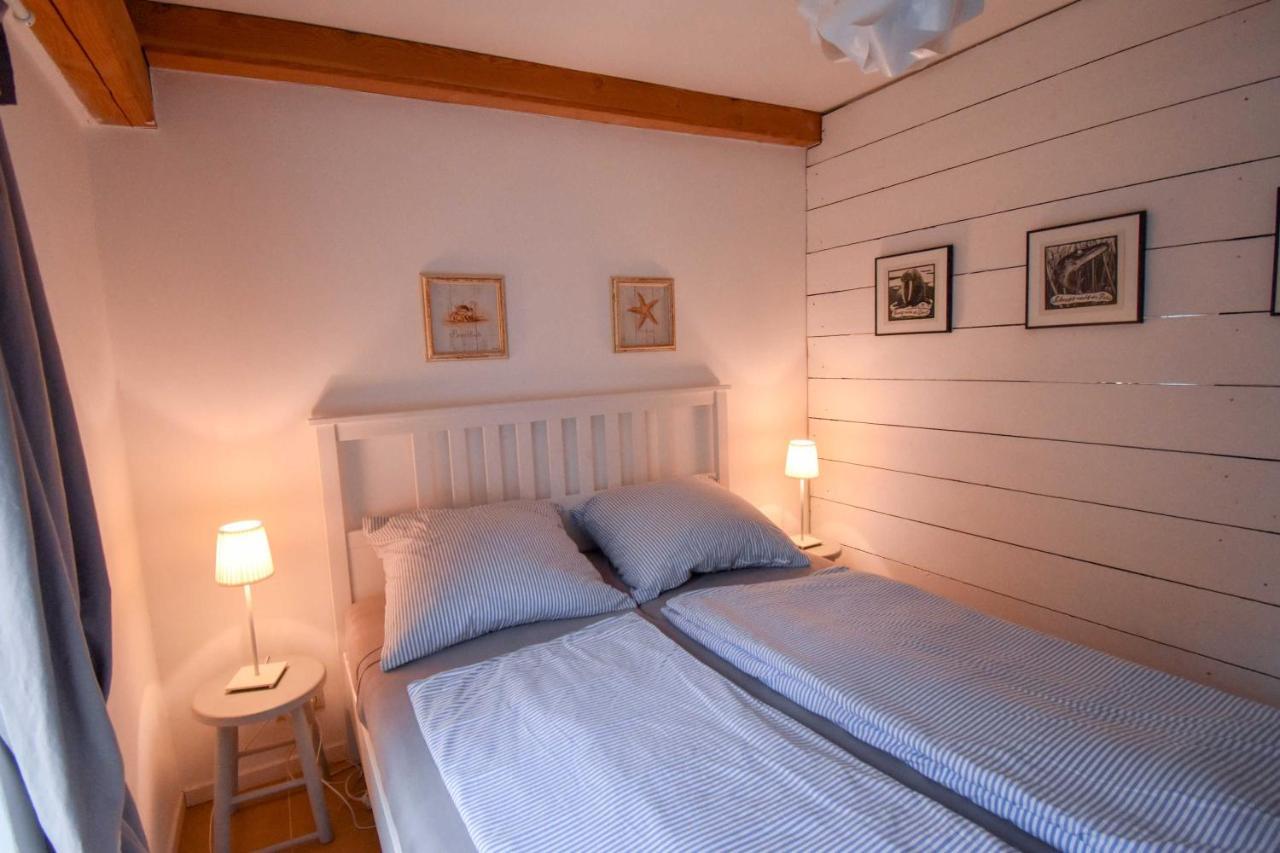 Ferienhaus Extrazeit_Urlaub Hasselberg  外观 照片